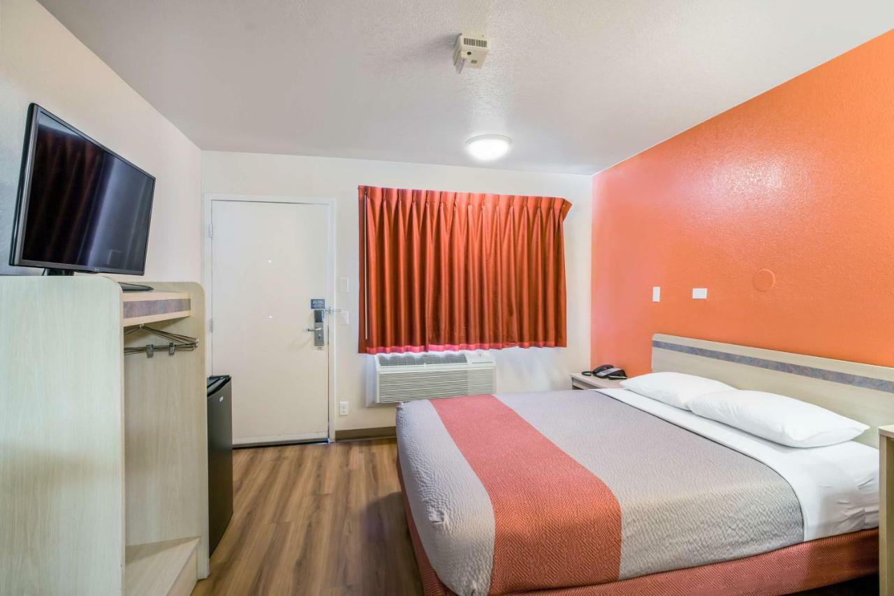 Motel 6 Williams, Ca Екстер'єр фото